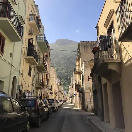 Alice'S Apartment Castellammare del Golfo Exterior photo